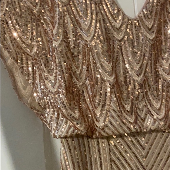 Dress - Picture 2 of 5